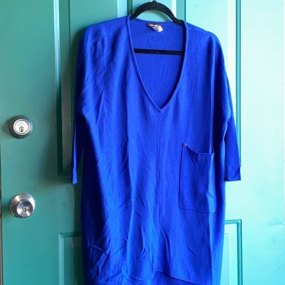 Kerisma size a/m small medium royal blue top oversized - Picture 2 of 5